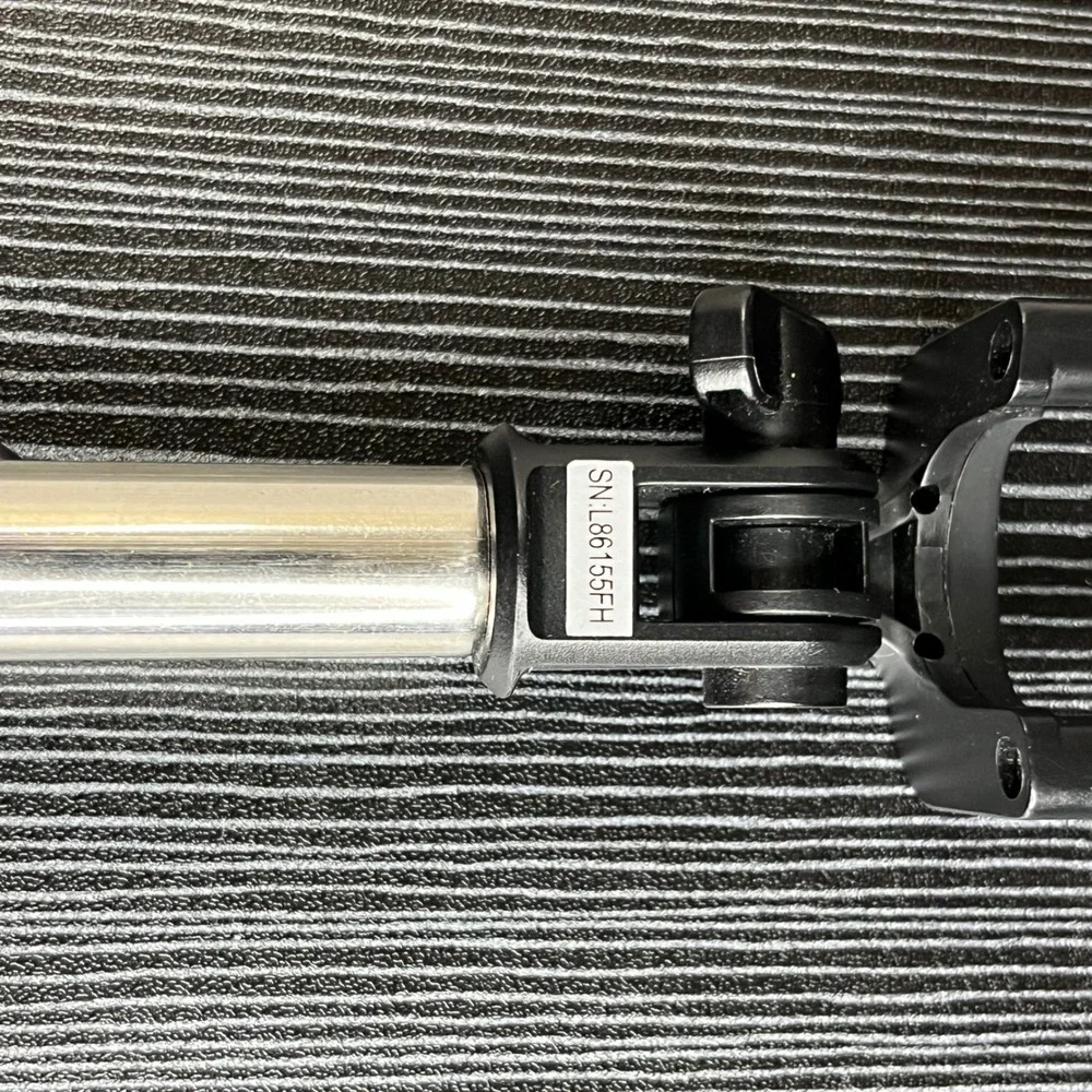 Anker Selfie Stick A7160 Wired Extendable Monopod Black Aluminum 31 Inch Max
